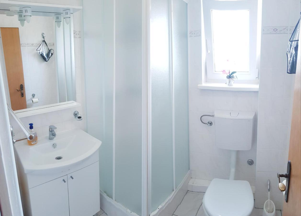 Apartments Gabrijel Водице Екстер'єр фото
